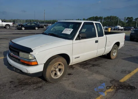 2001 Chevrolet S-10 Ls z USA, uszkodzony, nr VIN 1GCCS195018252152